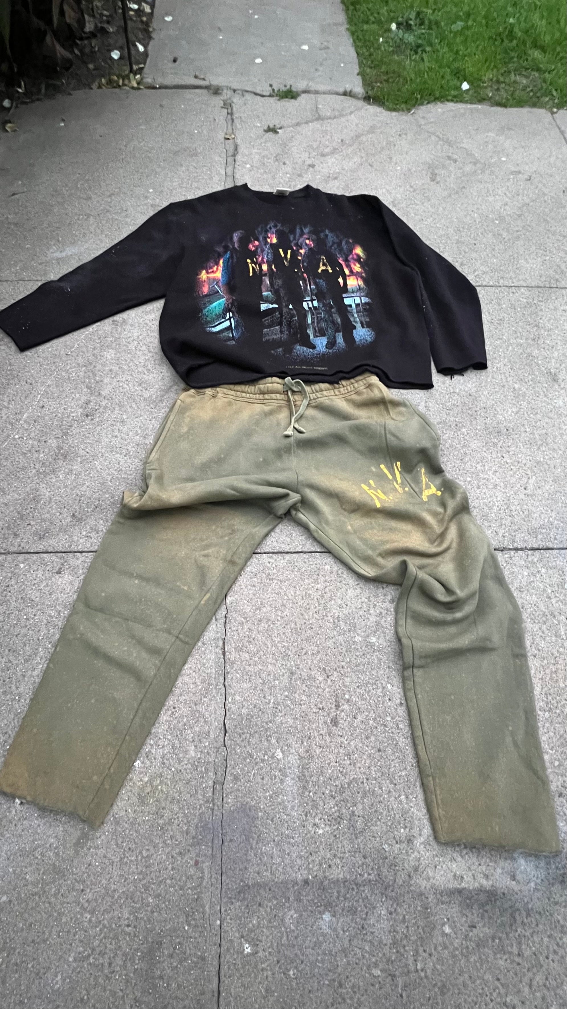 NO VAIN ASSUMPTIONS SWEATSUIT (NVA)